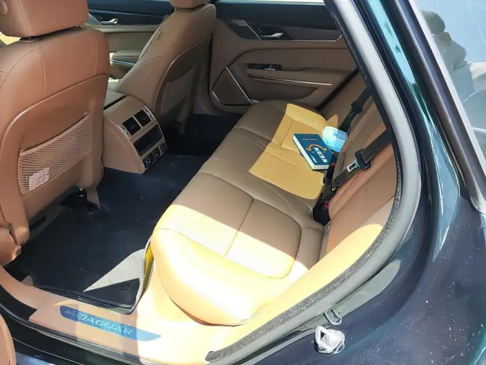 Jaguar XFL 2025 Model 2.0T P250 2WD Exclusive Deluxe Edition – фото 9