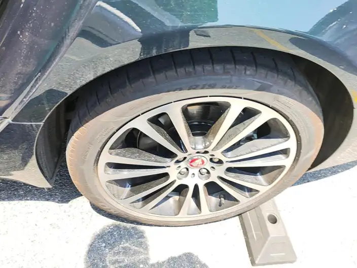 Jaguar XFL 2025 Model 2.0T P250 2WD Exclusive Deluxe Edition – фото 20