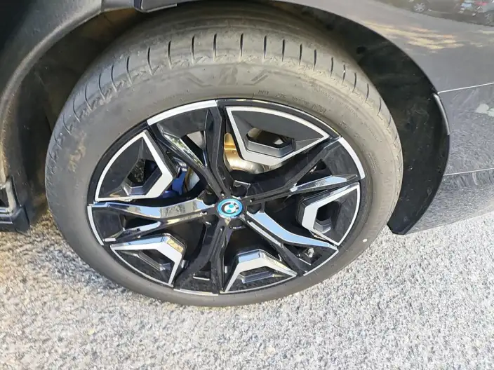 BMW iX 2023 Model Facelift M60 – фото 20