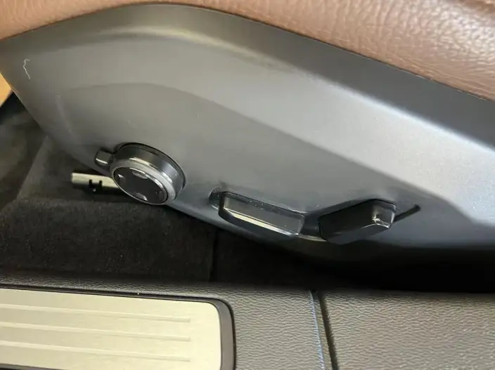 Volvo S60 2025 Model B4 Smart Range Deluxe Edition – фото 18