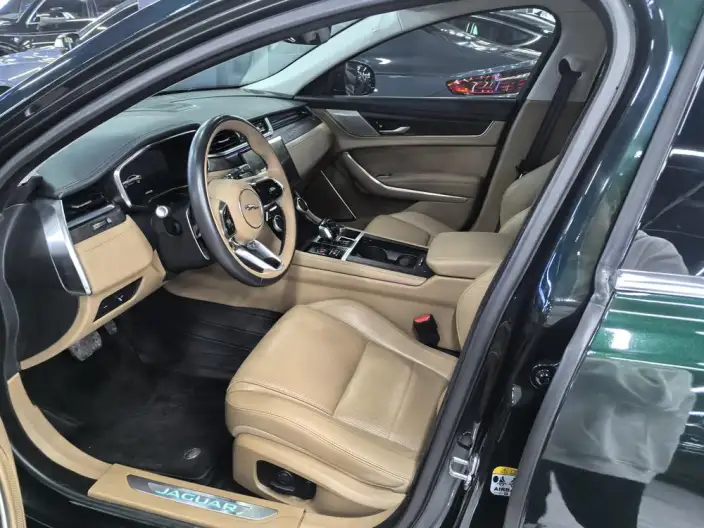 Jaguar XFL 2021 Model 2.0T P250 2WD Exclusive Deluxe Edition – фото 11