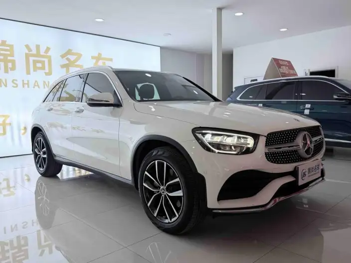 Mercedes-Benz GLC 2022 Model GLC 260 L 4MATIC Luxury Model – фото 3