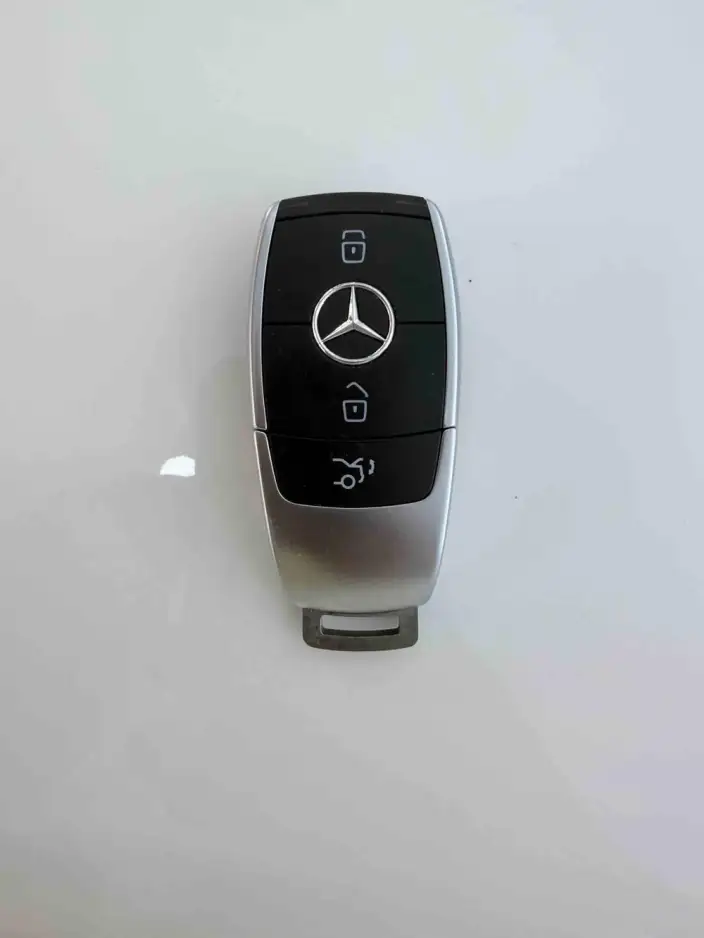 Mercedes-Benz GLC 2022 Model GLC 260 L 4MATIC Luxury Model – фото 8