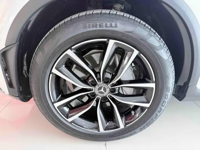Mercedes-Benz GLC 2022 Model GLC 260 L 4MATIC Luxury Model – фото 12
