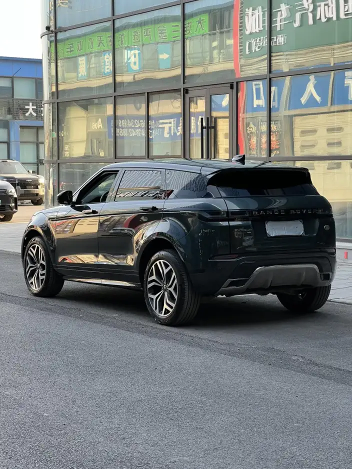 Range Rover Evoque 2023 Model Aurora L 249PS R-Dynamic Deluxe Edition – фото 4