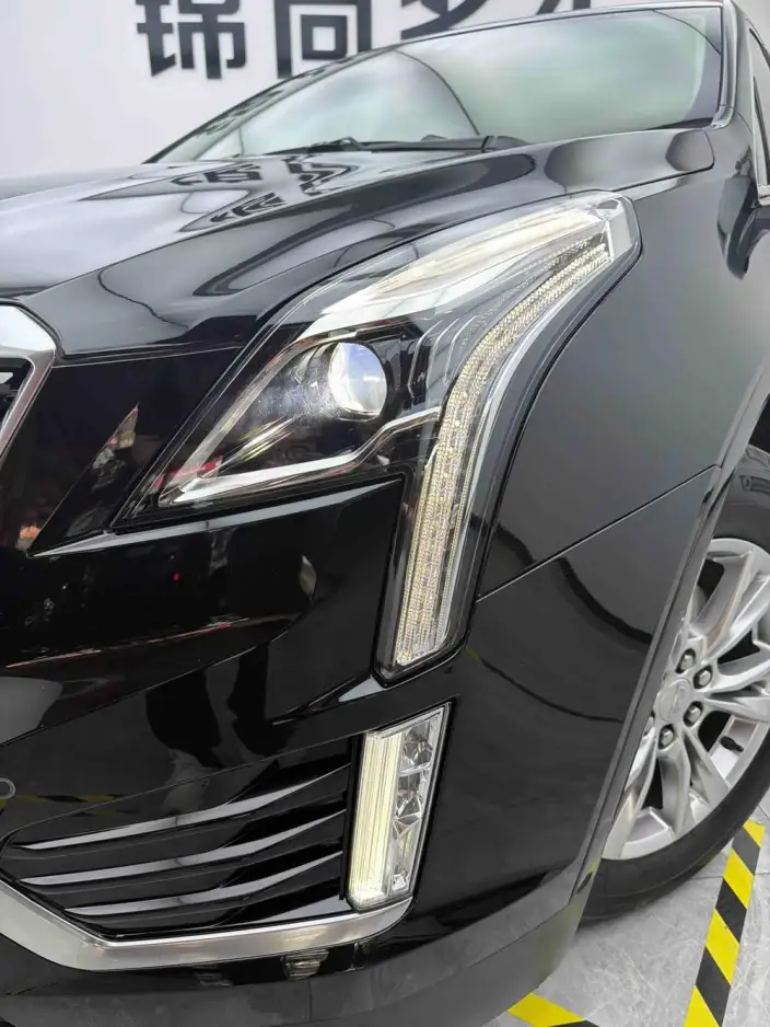 Cadillac XT5 2023 Model 2.0T 2WD Fashion Model – фото 13