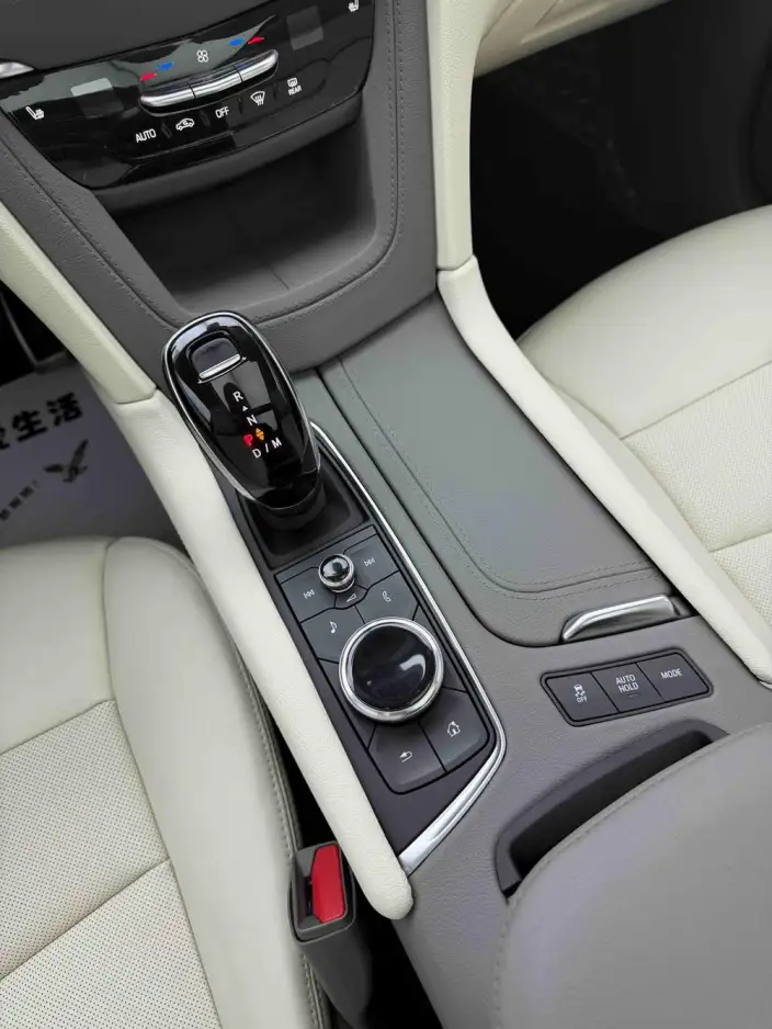 Cadillac XT5 2023 Model 2.0T 2WD Fashion Model – фото 24