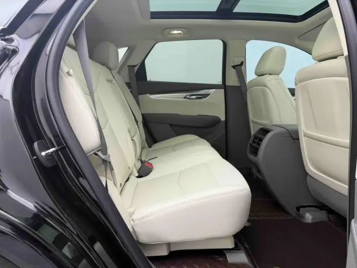 Cadillac XT5 2023 Model 2.0T 2WD Fashion Model – фото 31