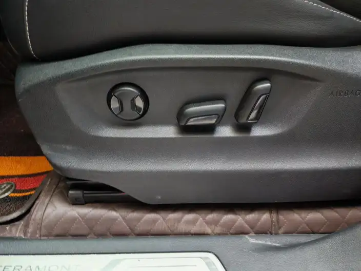 Volkswagen Teramont 2020 Model 380TSI 4WD Deluxe Edition China VI – фото 17