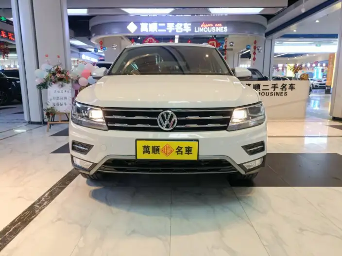 Volkswagen Tiguan L 2020 Model 280TSI Automatic 2WD Panorama Comfort Edition China VI – фото 2