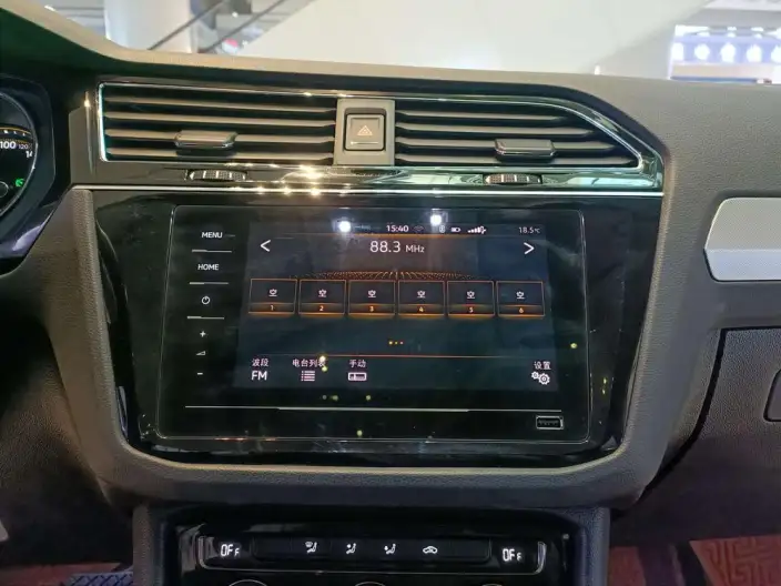 Volkswagen Tiguan L 2020 Model 280TSI Automatic 2WD Panorama Comfort Edition China VI – фото 22