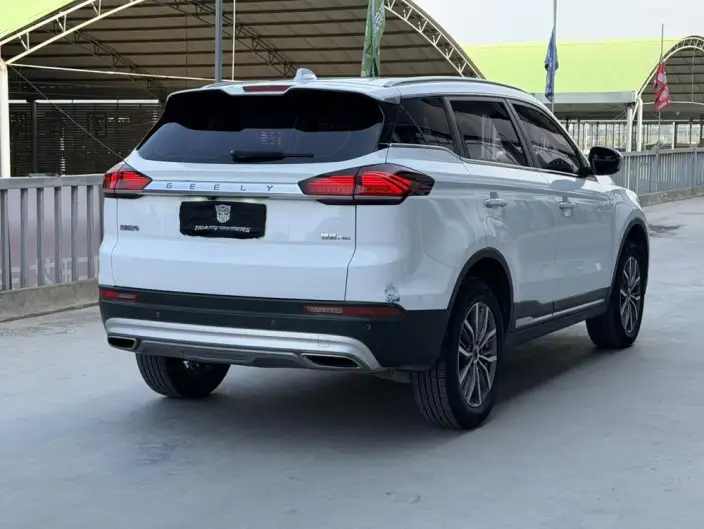 Geely Boyue 2020 Model 1.5TD Automatic Smart Connect PRO – фото 6