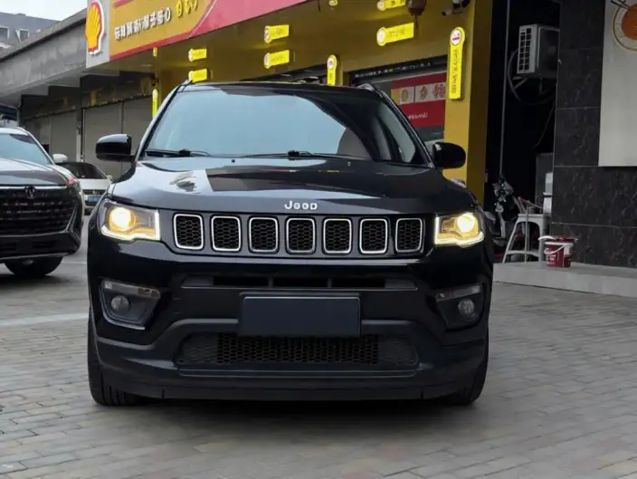Jeep Compass 2020 Model 220T Elite Edition – фото 2