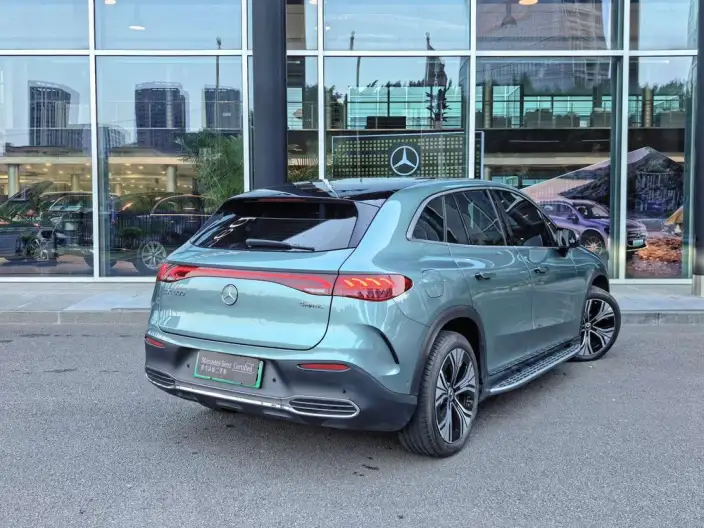 Mercedes-Benz EQE SUV 2024 Model EQE SUV 500 4MATIC – фото 3
