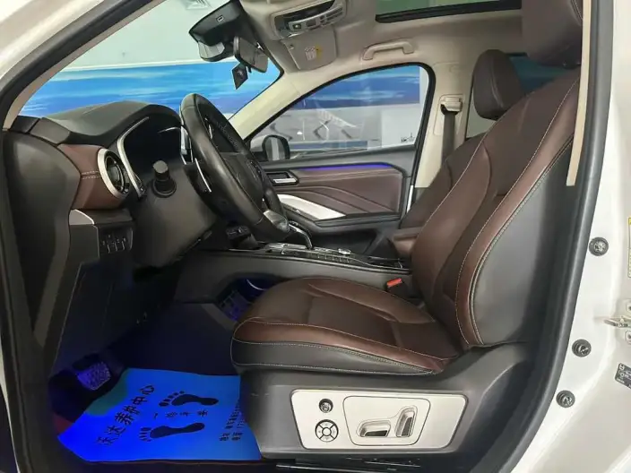 WEY VV6 2021 Model 2.0T 2WD Smart Enjoy + – фото 8