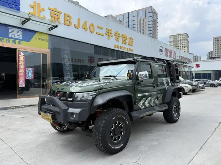 BAIC BJ40 2020 Model 2.3T Automatic 4WD Rainforest Crossing Edition – фото 1