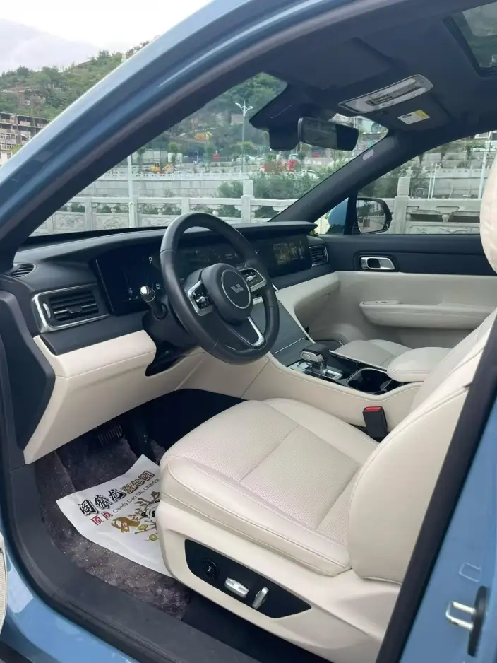 Li Auto ONE 2021 Model Extended Range 6 seat Edition – фото 7