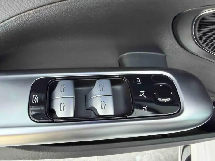 Mercedes-Benz C-Class 2022 Model C 200 L Sports Edition – фото 26