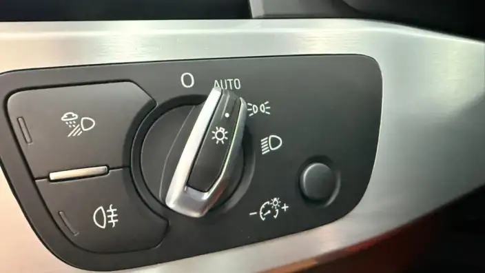 Audi A4 L 2022 Model 40 TFSI Fashion Dynamic Model – фото 15