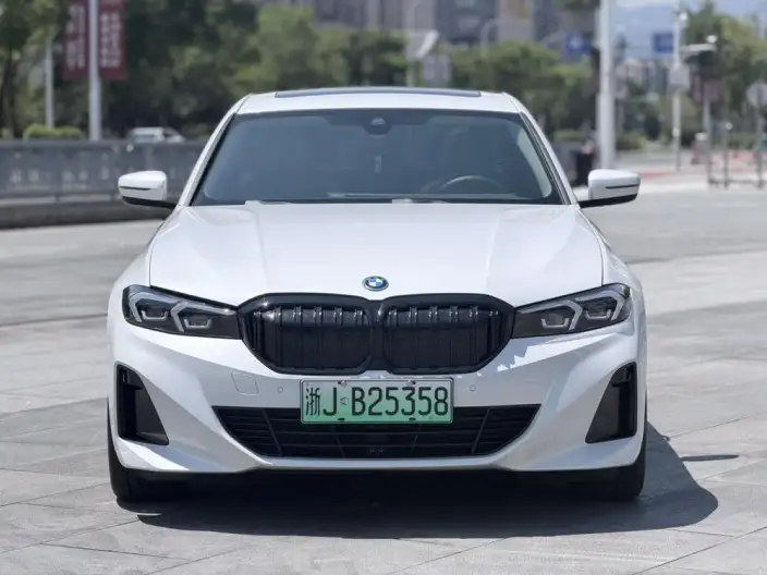 BMW i3 2023 Model eDrive35L – фото 2