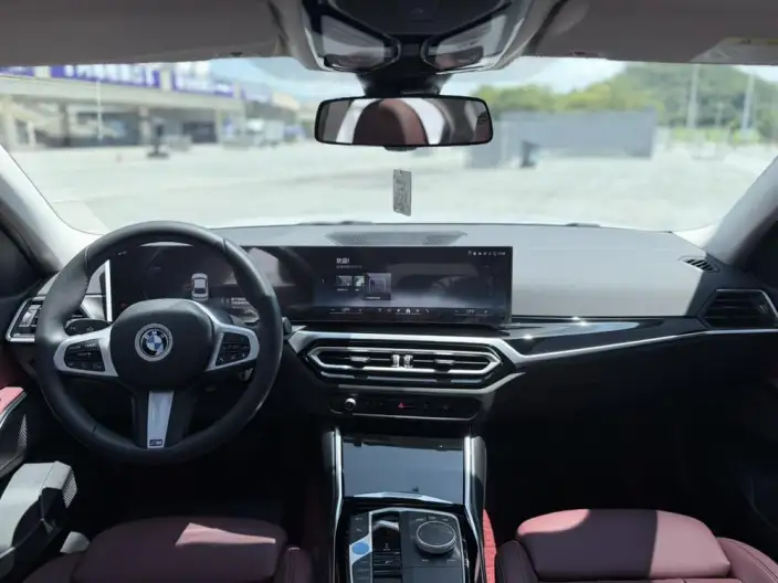 BMW i3 2023 Model eDrive35L – фото 8