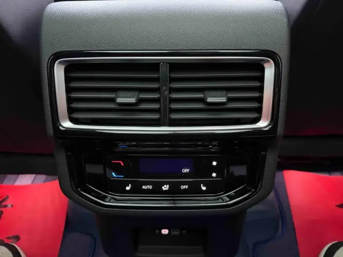 Volkswagen Teramont 2024 Model Teramont X 380TSI 4WD Respect Deluxe Edition – фото 18