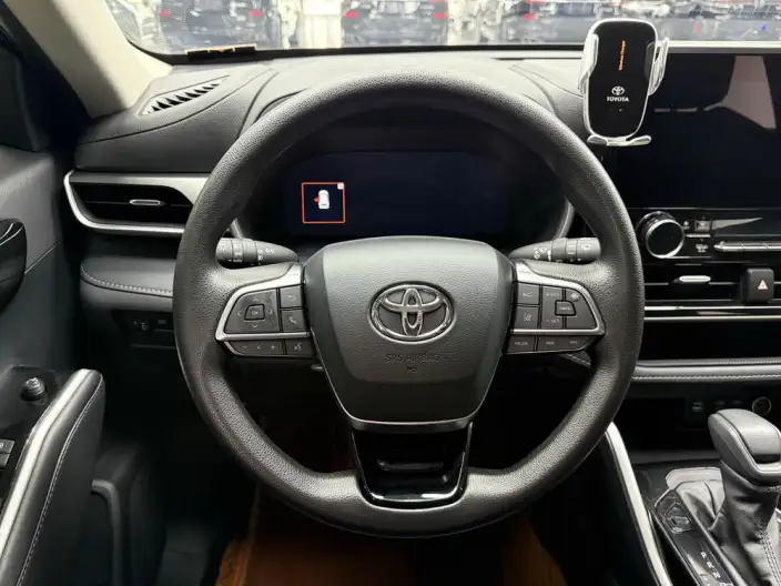Toyota Highlander 2024 Model Hybrid 2.5L 2WD Elite Edition 7 seat – фото 9