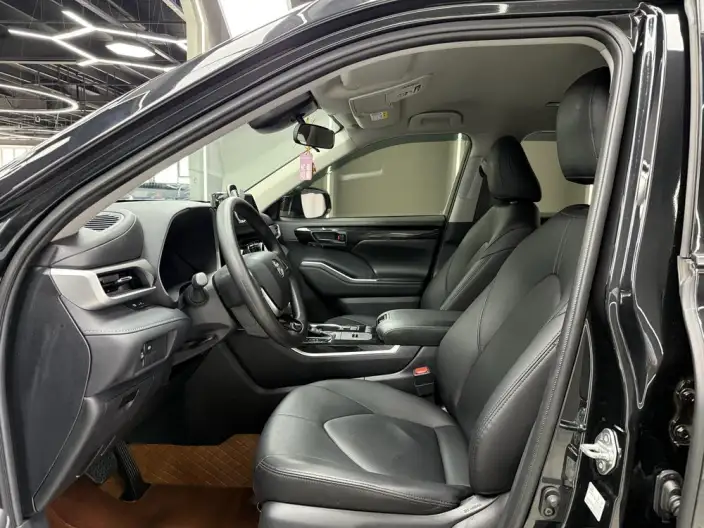 Toyota Highlander 2024 Model Hybrid 2.5L 2WD Elite Edition 7 seat – фото 10