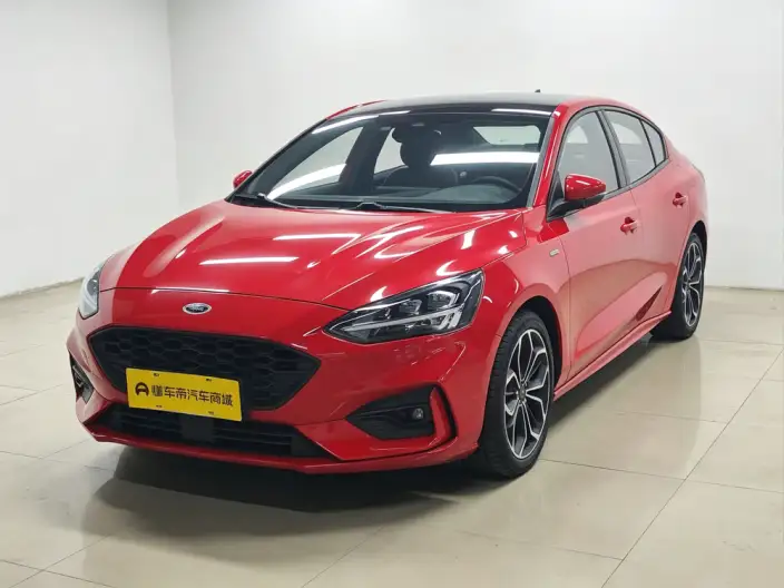 Ford Focus 2021 Model Sedan EcoBoost 180 Automatic ST Line – фото 1