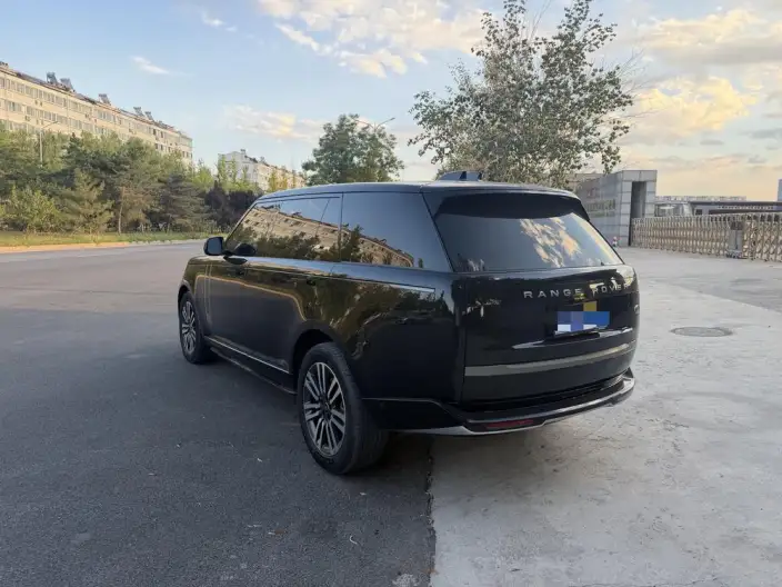 Range Rover 2024 Model 3.0 L6 400PS Shengshi Extended Edition – фото 4