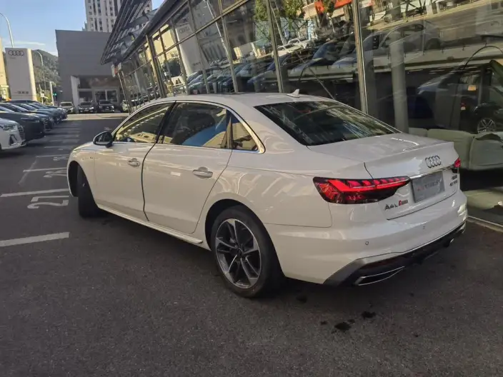 Audi A4 L 2024 Model 40 TFSI Fashion Dynamic Model – фото 3