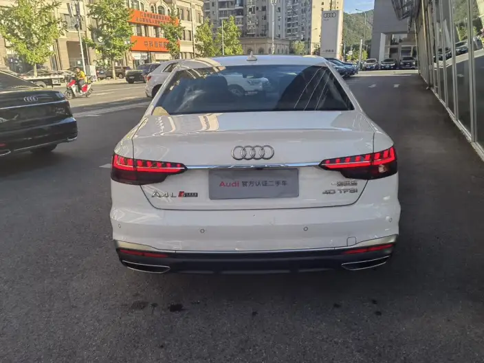 Audi A4 L 2024 Model 40 TFSI Fashion Dynamic Model – фото 4