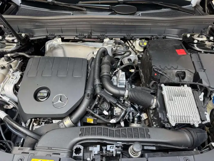 Mercedes-Benz GLB 2024 Model Facelift GLB 200 Dynamic Model – фото 6