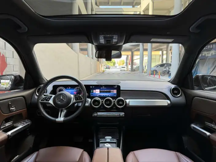 Mercedes-Benz GLB 2024 Model Facelift GLB 200 Dynamic Model – фото 8