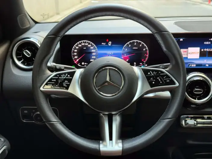 Mercedes-Benz GLB 2024 Model Facelift GLB 200 Dynamic Model – фото 10