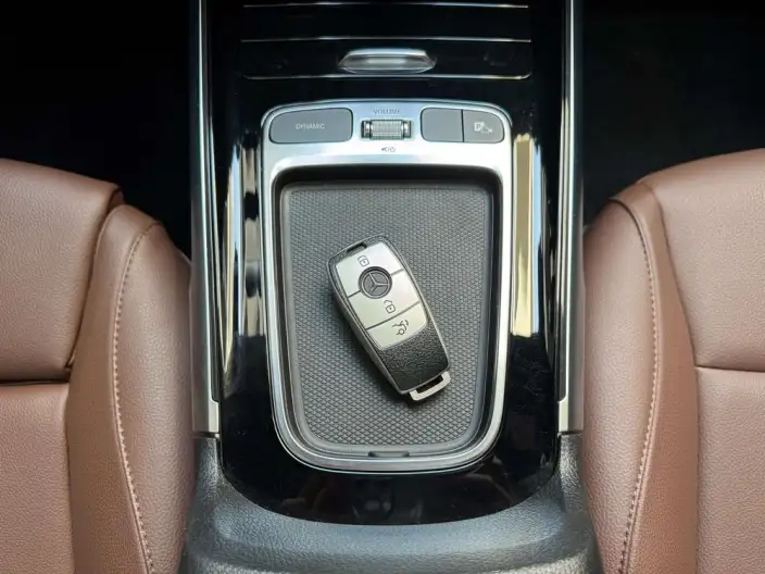 Mercedes-Benz GLB 2024 Model Facelift GLB 200 Dynamic Model – фото 11