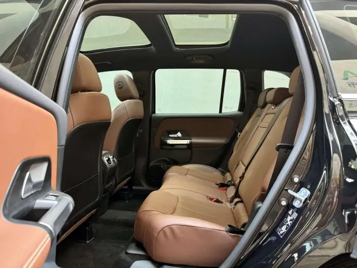 Mercedes-Benz GLB 2024 Model Facelift GLB 200 Dynamic Model – фото 13