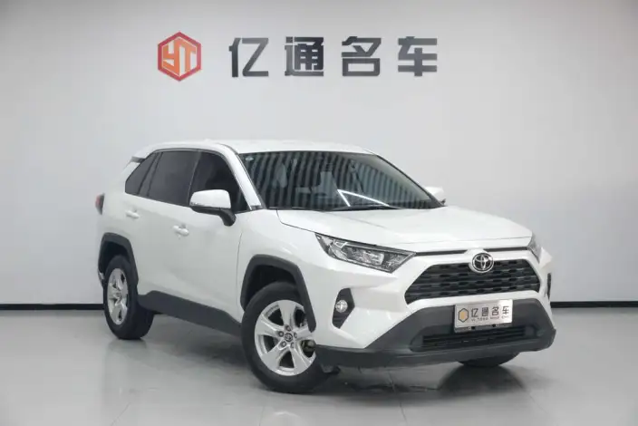 Toyota RAV4 2022 Model 2.0L CVT 2WD Urban Edition – фото 3