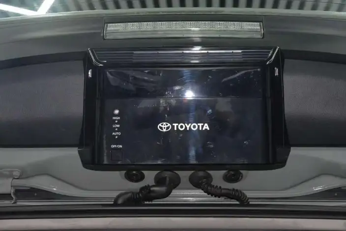 Toyota RAV4 2020 Model 2.0L CVT 4WD Premium Edition – фото 13