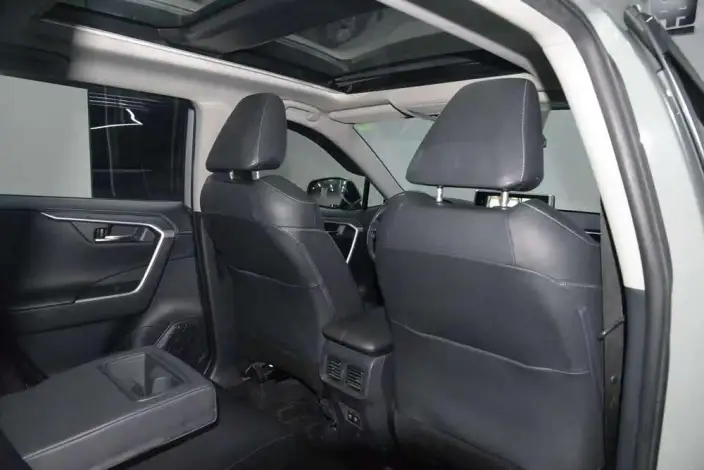 Toyota RAV4 2020 Model 2.0L CVT 4WD Premium Edition – фото 20
