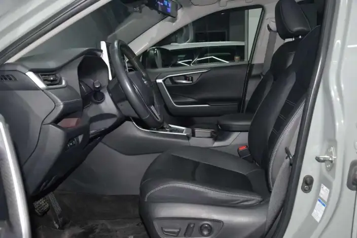 Toyota RAV4 2020 Model 2.0L CVT 4WD Premium Edition – фото 21