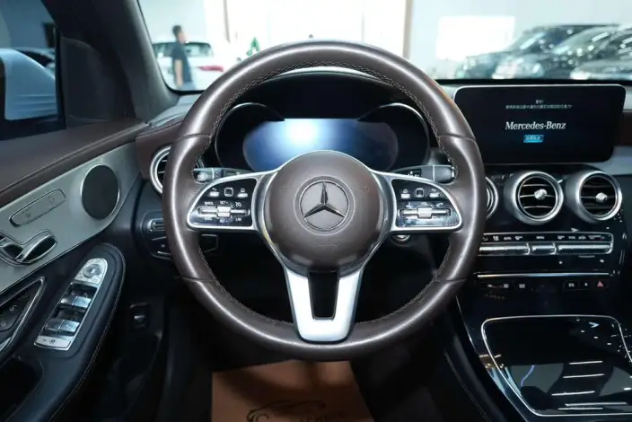 Mercedes-Benz GLC 2022 Model Facelift GLC 260 L 4MATIC Dynamic Model – фото 16