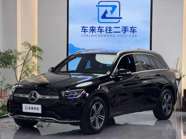 Mercedes-Benz GLC 2020 Model GLC 260 L 4MATIC Luxury Model – фото 1
