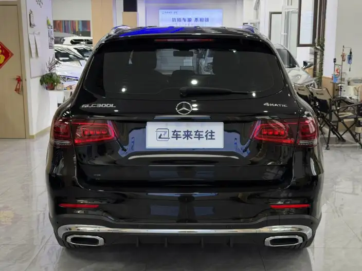 Mercedes-Benz GLC 2020 Model GLC 260 L 4MATIC Luxury Model – фото 3