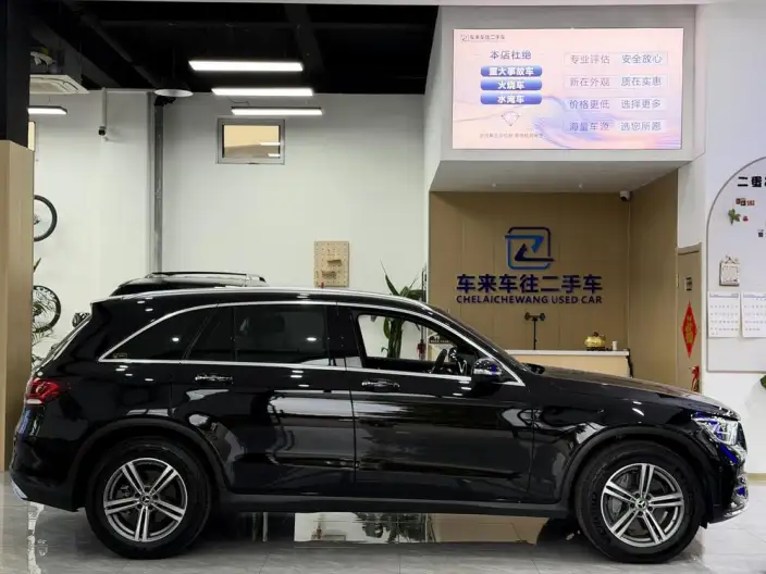 Mercedes-Benz GLC 2020 Model GLC 260 L 4MATIC Luxury Model – фото 5