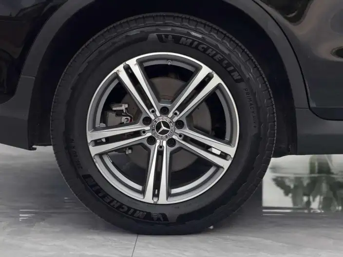 Mercedes-Benz GLC 2020 Model GLC 260 L 4MATIC Luxury Model – фото 10