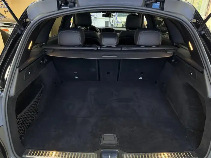 Mercedes-Benz GLC 2020 Model GLC 260 L 4MATIC Luxury Model – фото 18