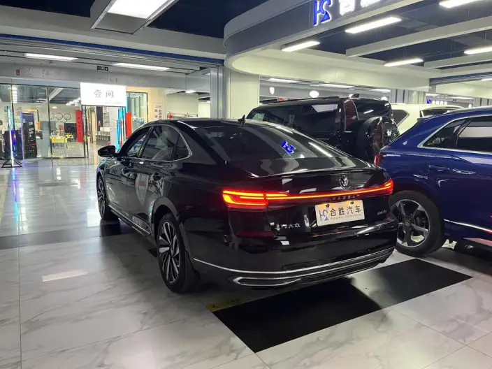 Volkswagen Passat 2022 Model 330TSI Elite Edition – фото 5