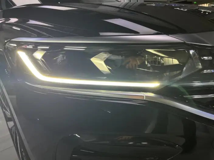 Volkswagen Passat 2022 Model 330TSI Elite Edition – фото 10