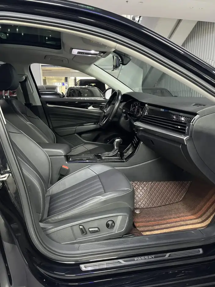 Volkswagen Passat 2022 Model 330TSI Elite Edition – фото 13